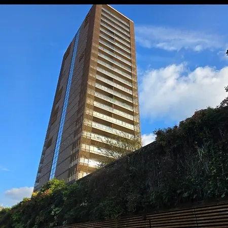 Luna Gym & Pool Exclusive Apartment Mailand